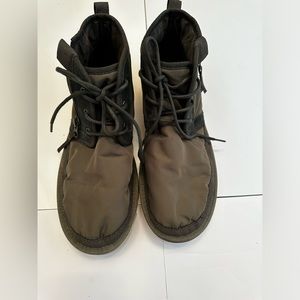 UGG ‘s Neumel Size 12 Men’s  Olive Green